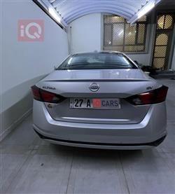 نيسان ألتيما